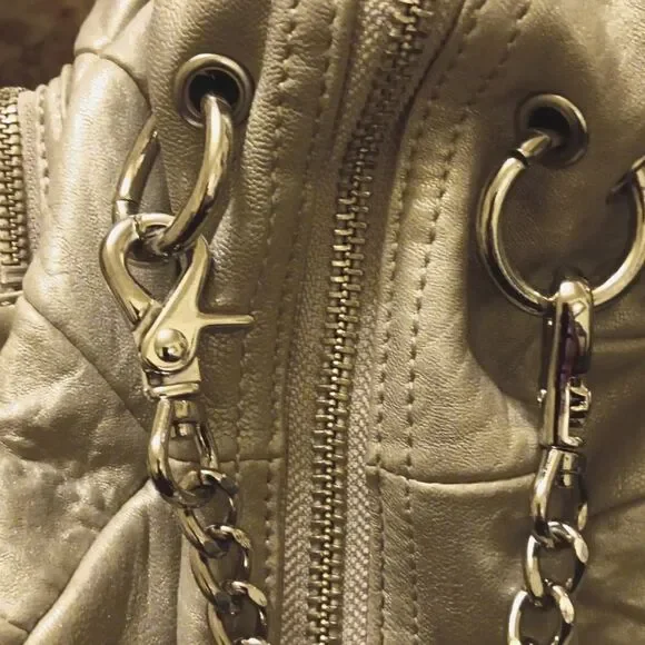 Badgley Mischka Kisha Large Bag - Picture 10 of 14